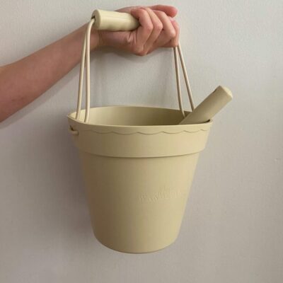 Silicone Beach Bucket and Spade