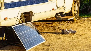 Battery Set-Ups & Solar: Caravan Modifications