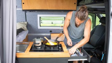 Big Lap Gear Guide: Collapsible Cookware, Dinnerware & Kitchen Storage