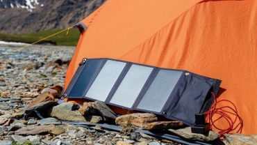 The Best Solar Blankets On The Market [2026 Guide]