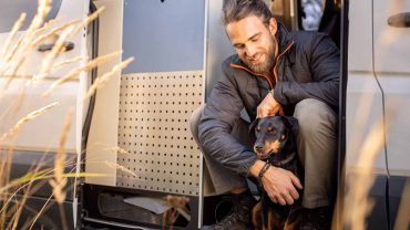[Gear Guide] Keeping Your Dog Clean While Caravanning & Camping