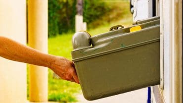 Cassette vs Composting Toilets: Which Is Right?